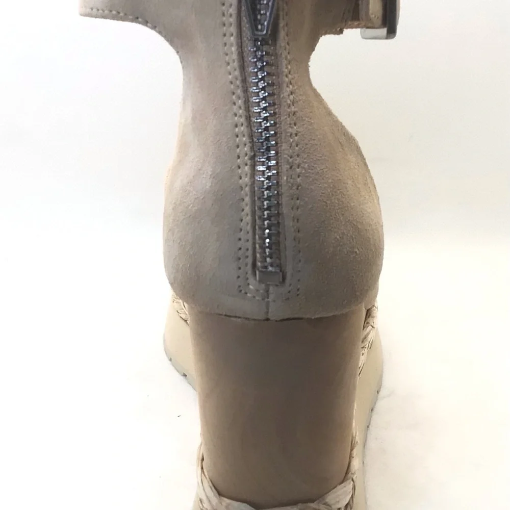 Dolce Vita Parle Ankle Strap Suede Light Tan Wedge Platform Sandals